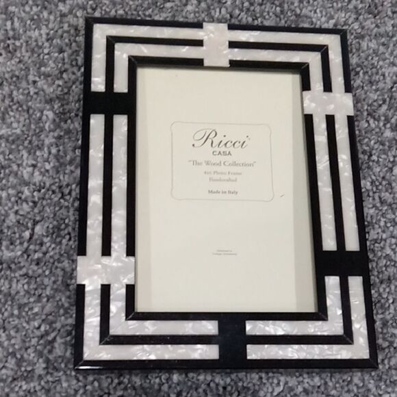 Ricci Casa The Wood Collection 4x6" picture/photo frame with kickstand NWT - Picture 1 of 5